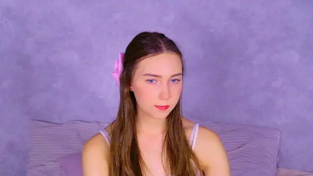 OliviaLay online show from November 24, 12:16 pm