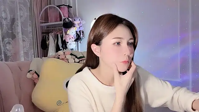 Snapshot of Titi-175 chatting on November 12, 11:21 am Titi-175 online show from November 12, 11:21 am