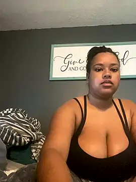 Snapshot of nicolette356 chatting on October 13, 2:50 pm nicolette356 online show from October 13, 2:50 pm