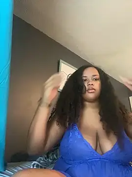 Snapshot of nicolette356 chatting on October 22, 5:13 pm nicolette356 online show from October 22, 5:13 pm