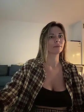 cuteagression1 online show from November 11, 7:19 am