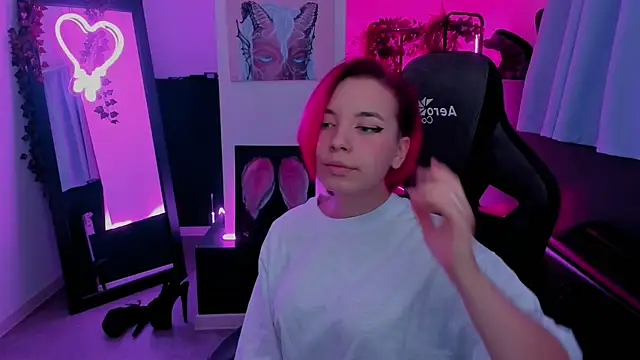 MarcelineChi online show from October 30, 6:15 am