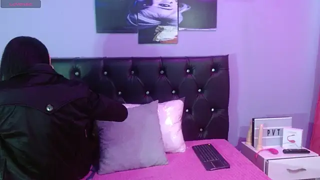 Jazmin ny online show from October 27, 2:10 pm