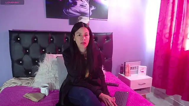 Jazmin ny online show from November 29, 1:47 pm