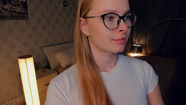 LibbyVenzeio online show from October 29, 7:10 am