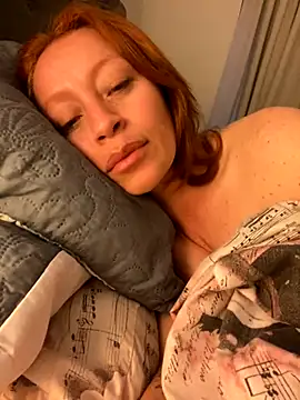 Snapshot of LucianaWainN chatting on October 10, 10:36 am LucianaWainN online show from October 10, 10:36 am