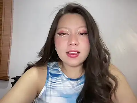 Rachel James   online show from November 9, 2:10 am