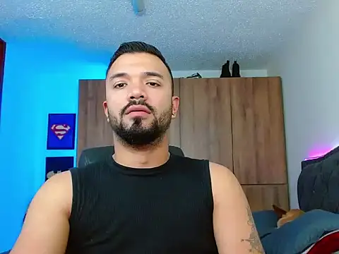 mathewv  online show from November 17, 10:04 pm