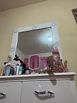 Miichii online show from December 2, 3:01 am