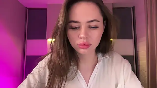 AlmaryKim online show from February 3, 3:59 pm