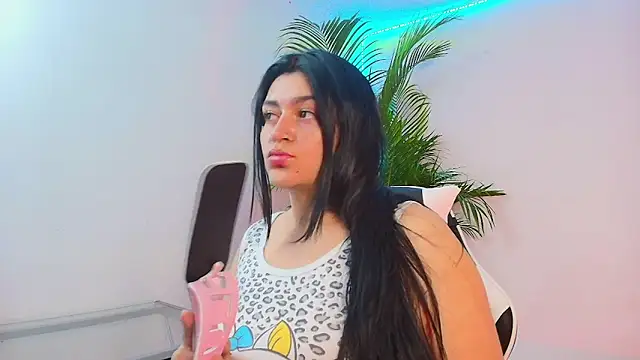 alejitasweet online show from October 4, 2:53 am