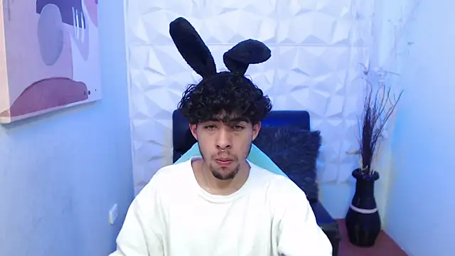 Liil boy online show from November 22, 3:27 am