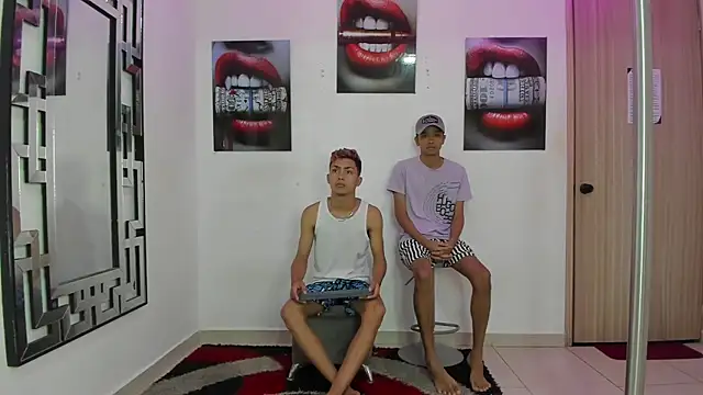 VERY HOT GUYS online show from December 1, 1:27 pm