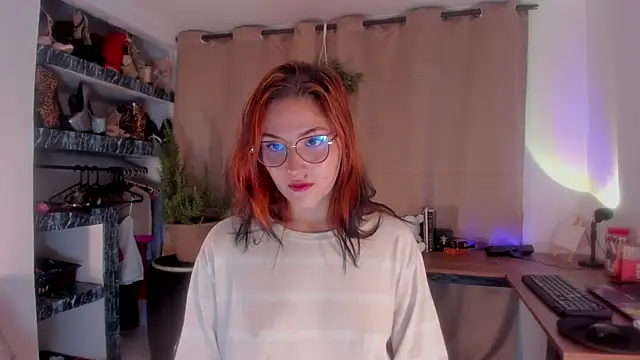 AmaruBloom online show from November 17, 7:25 am