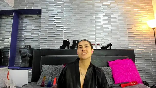 ChloeMorelli online show from October 3, 2:30 am