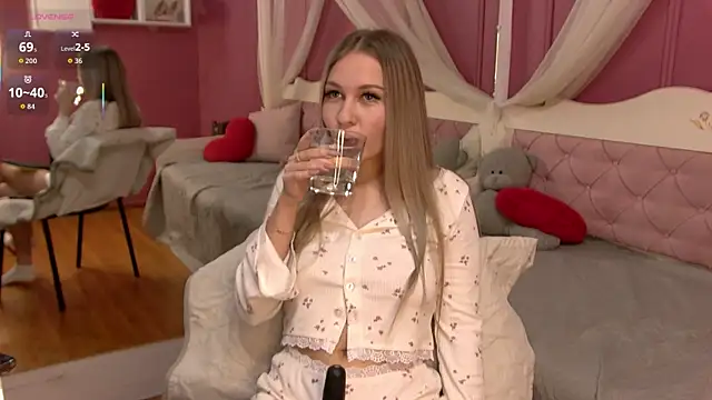 AnySlim online show from November 14, 3:33 pm