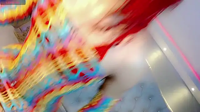 Saraa Jone online show from October 18, 11:11 am