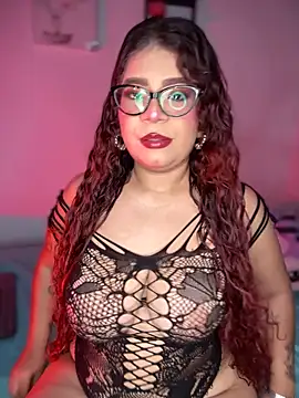 Snapshot of Solaangel_ chatting on October 11, 1:27 am Solaangel online show from October 11, 1:27 am