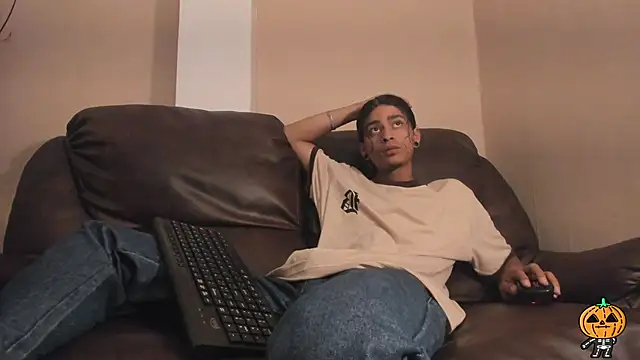 Dickie Dicking online show from October 17, 8:22 pm