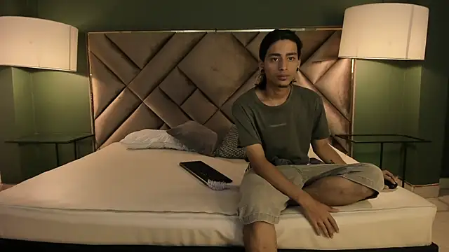 Dickie Dicking online show from November 11, 8:09 pm