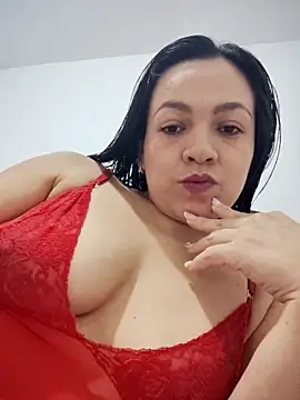 LindaSalo33 online show from October 12, 8:30 pm