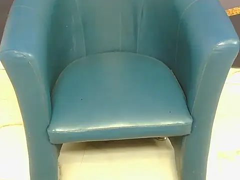 shiny-krisha online show from October 25, 4:42 am