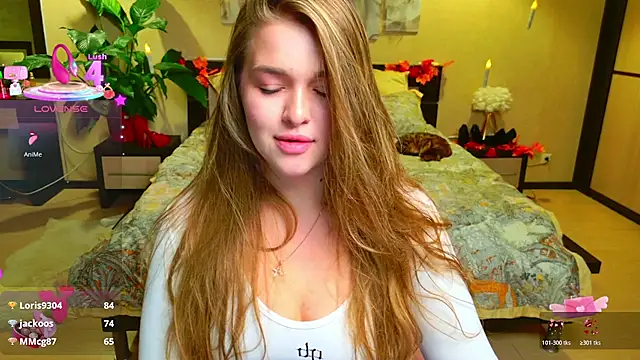 EmilyWhispers online show from November 14, 9:46 pm