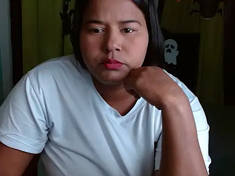 Ebony luna online show from October 16, 1:23 pm