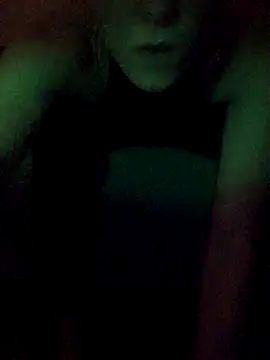 Snapshot of pleasedontpressaredburton chatting on October 3, 7:22 pm pleasedontpressaredburton online show from October 3, 7:22 pm