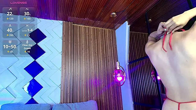 Matti sofia  online show from October 9, 7:01 pm