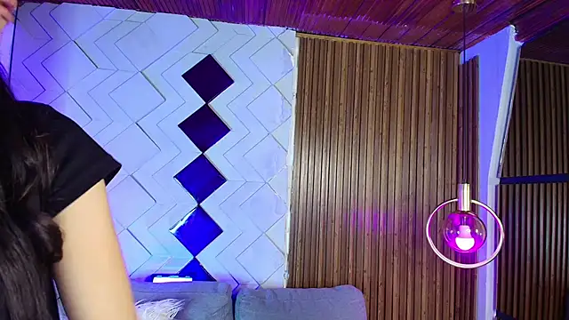 Matti sofia  online show from November 1, 7:05 pm