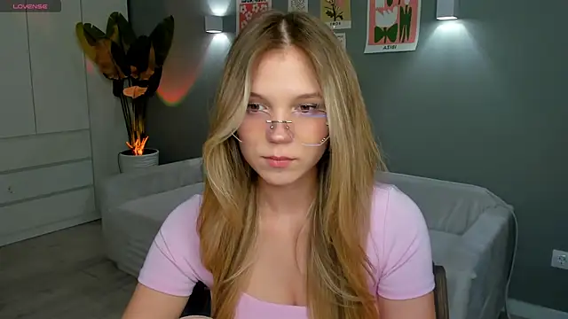 linakorvin online show from November 13, 1:32 pm