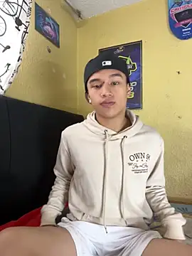 lyan t2 online show from October 17, 7:16 pm