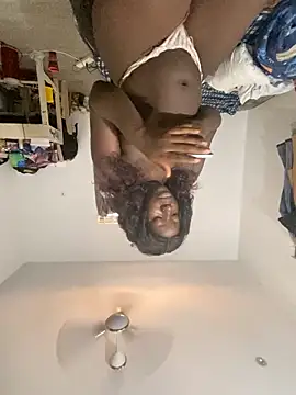 blackhipsyassy online show from December 21, 1:29 pm