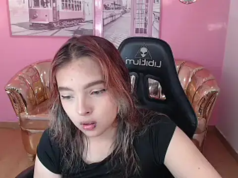 Snapshot of mia_foster_t chatting on October 7, 12:35 pm mia foster t online show from October 7, 12:35 pm