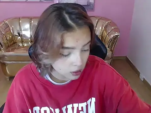 Snapshot of mia_foster_t chatting on October 17, 12:52 pm mia foster t online show from October 17, 12:52 pm