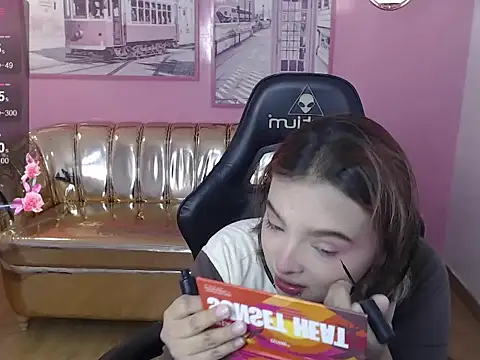 Snapshot of mia_foster_t chatting on November 7, 12:38 pm mia foster t online show from November 7, 12:38 pm