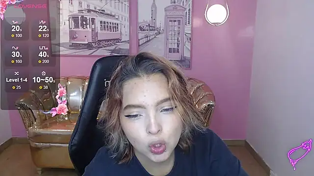 Snapshot of mia_foster_t chatting on November 14, 12:37 pm mia foster t online show from November 14, 12:37 pm