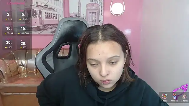 Snapshot of mia_foster_t chatting on December 15, 1:37 pm mia foster t online show from December 15, 1:37 pm