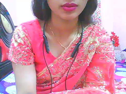 Snapshot of night_queeen7 chatting on November 26, 7:37 pm night queeen7 online show from November 26, 7:37 pm