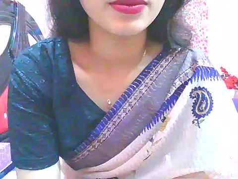 Snapshot of night_queeen7 chatting on December 3, 12:07 am night queeen7 online show from December 3, 12:07 am