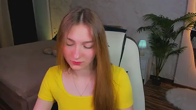 Snapshot of AngelAnabelle chatting on October 9, 9:02 pm AngelAnabelle online show from October 9, 9:02 pm