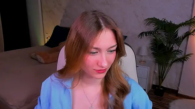 Snapshot of AngelAnabelle chatting on October 10, 9:03 pm AngelAnabelle online show from October 10, 9:03 pm