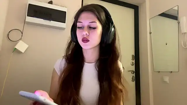 Nayra flash online show from October 8, 6:55 am