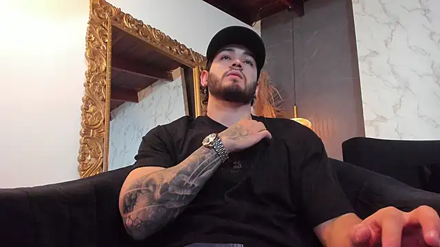 Snapshot of ElianKeiser chatting on November 15, 12:23 pm ElianKeiser online show from November 15, 12:23 pm