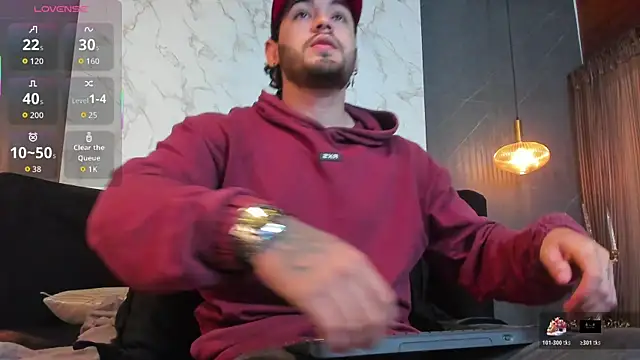 Snapshot of ElianKeiser chatting on November 24, 12:27 pm ElianKeiser online show from November 24, 12:27 pm