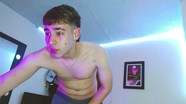 Snapshot of PapiNoha chatting on October 6, 4:21 am PapiNoha online show from October 6, 4:21 am