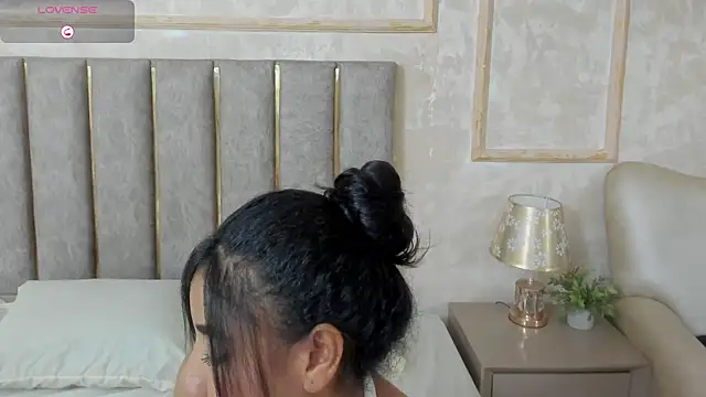 Nahomycarterr online show from November 28, 7:38 pm