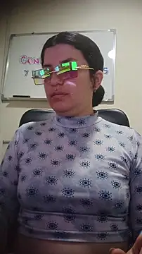 Snapshot of beyondsteel_ chatting on November 15, 4:03 pm beyondsteel online show from November 15, 4:03 pm