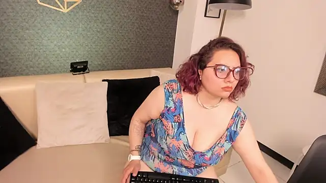 sam von tess online show from October 3, 3:47 am